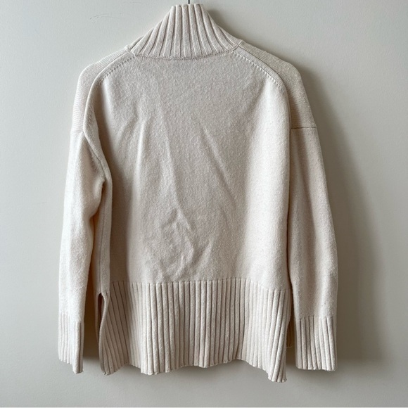 🎥 Guilty Party TV Show CO Essentials Ribbed Turtleneck Sweater - Picture 7 of 11